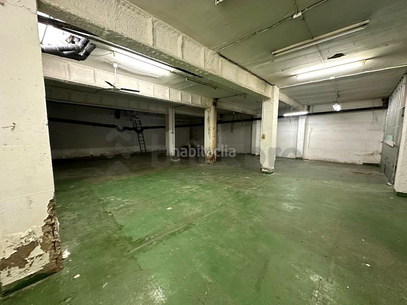 Foto e25549de-4419-4188-8bf2-da25476a1988. Alquiler local comercial local en c. de sant josep en Esplugues de Llobregat