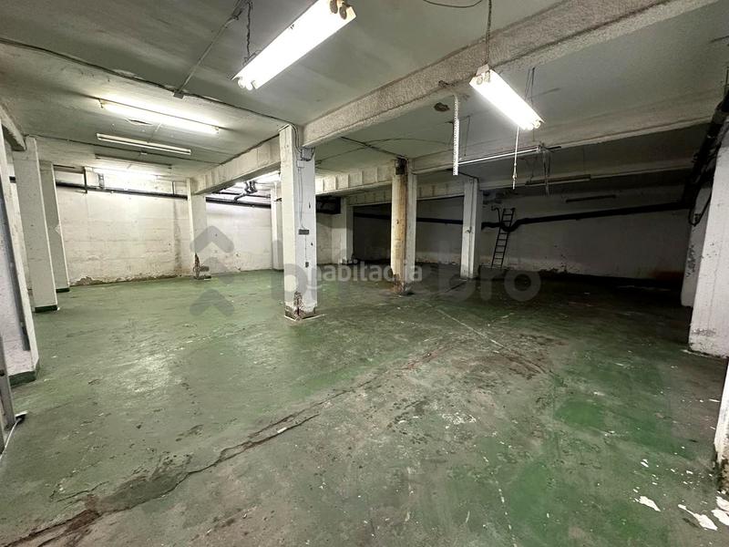 Foto ea558296-4793-41eb-a456-9ee3d37490f2. Alquiler local comercial local en c. de sant josep en Esplugues de Llobregat