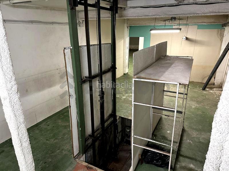 Foto ff28a476-8dcb-449e-9ecb-79267aa496a0. Alquiler local comercial local en c. de sant josep en Esplugues de Llobregat