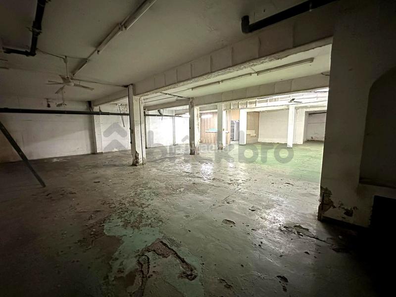 Foto 4feb4fc5-413c-434d-844a-fdf6b5ed6559. Lloguer local comercial a Can Clota Esplugues de Llobregat