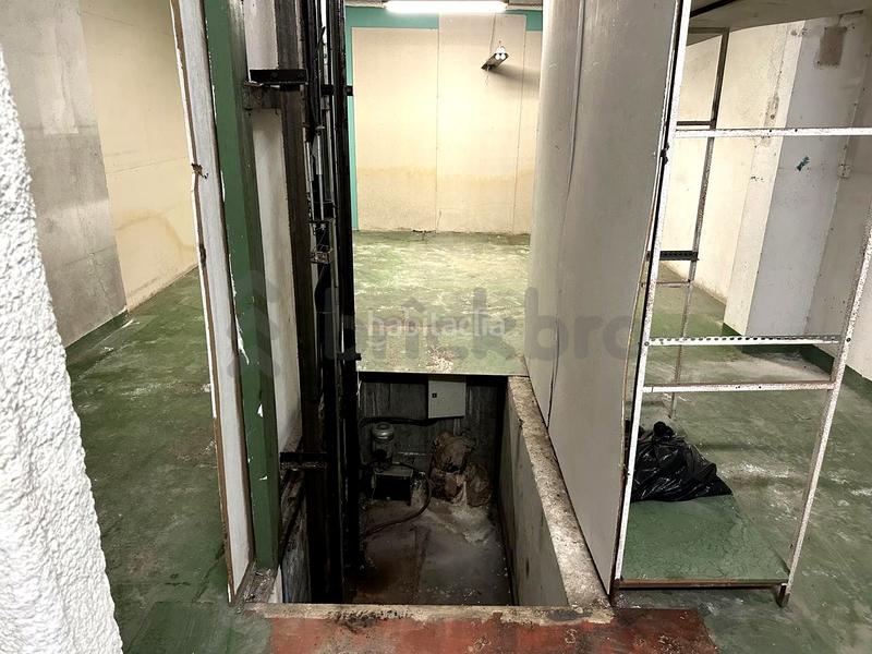 Foto c54d9d2c-8845-4e55-a868-6162212f5e27. Lloguer local comercial a Can Clota Esplugues de Llobregat