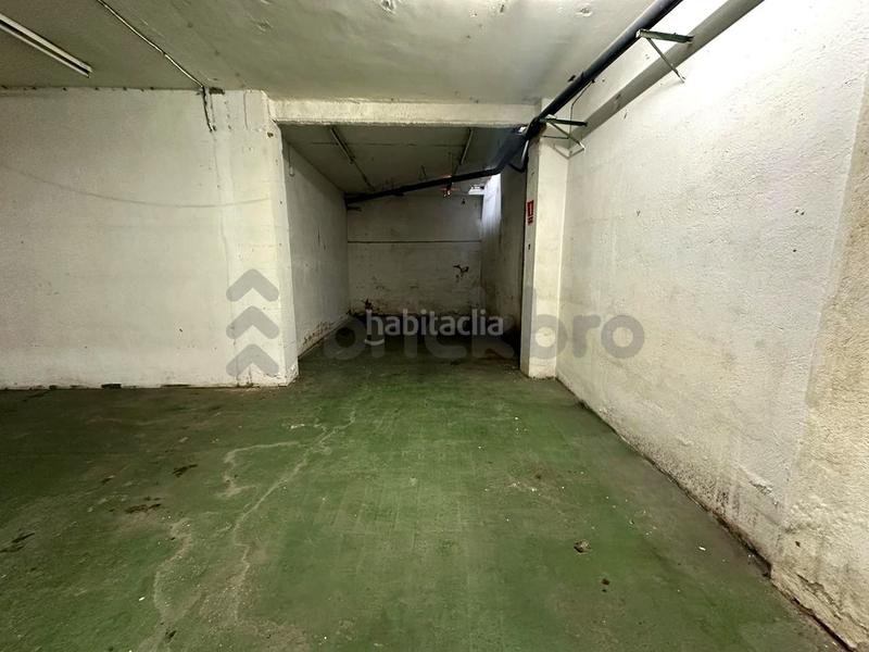 Foto f539bbde-47fb-48d4-a0c5-0474bbf67097. Lloguer local comercial a Can Clota Esplugues de Llobregat