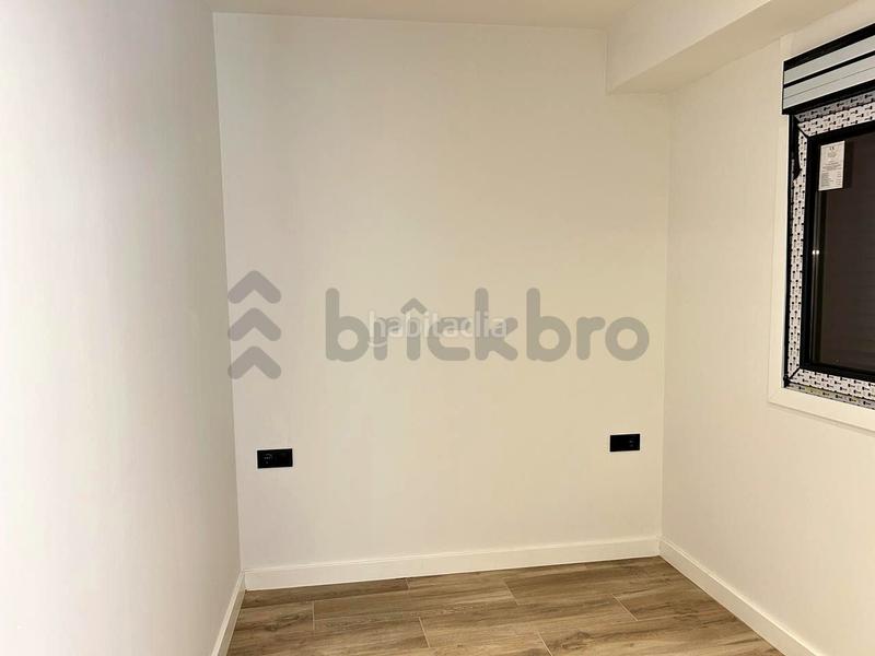 Foto 081850fc-5f5d-4da9-9643-bcf5a59d7f18. Local comercial local en carrer darnau, local 2 en Barcelona