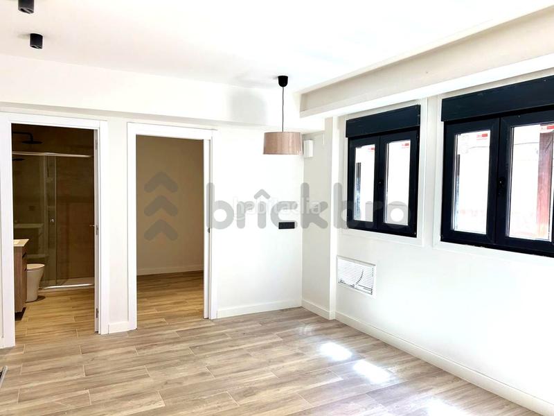 Foto 7b149193-fd06-4d5c-9c87-ed8c7002893c. Local comercial local en carrer darnau, local 2 en Barcelona