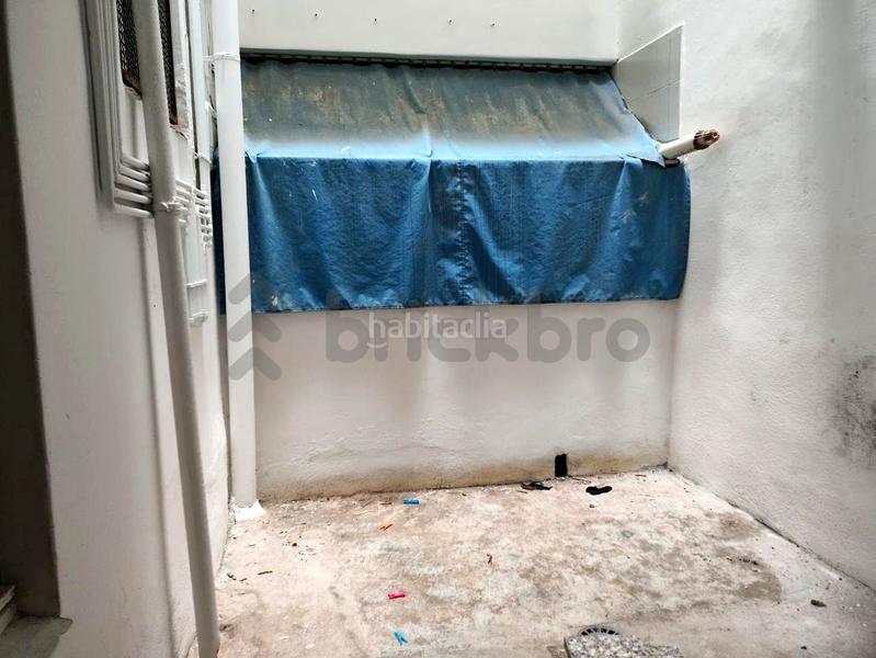 Foto 5c7f3232-a57b-4110-b489-792470b69ef5. Locale commerciale in Prosperitat Barcelona