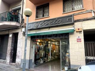 Local Comercial  Carrer de calderón de la barca. Local c calderón de la barcasanta coloma gramenet