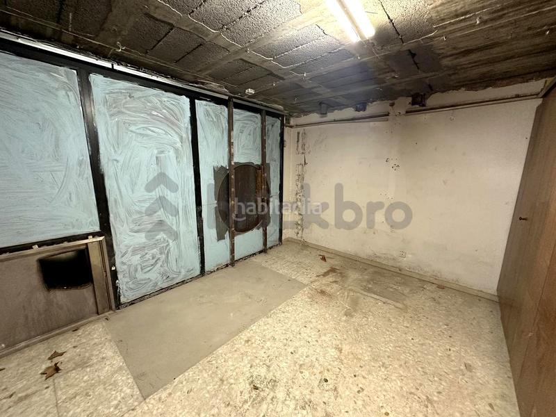 Foto 376799b1-1a9b-4447-84f0-fb18def7aa53. Alquiler local comercial local en carrer de puigcerdà en Barcelona