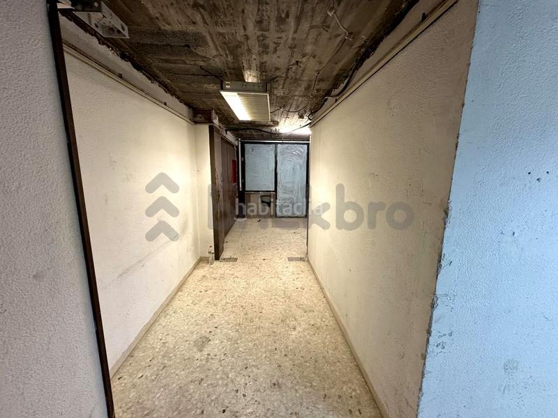 Foto e365f8ef-4d17-48dd-9dbd-291f2bb09fed. Alquiler local comercial local en carrer de puigcerdà en Barcelona