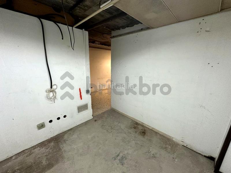 Foto a03882e4-dcdb-4e38-a6e0-db5e0f028195. Lloguer local comercial a La Verneda - La Pau Barcelona