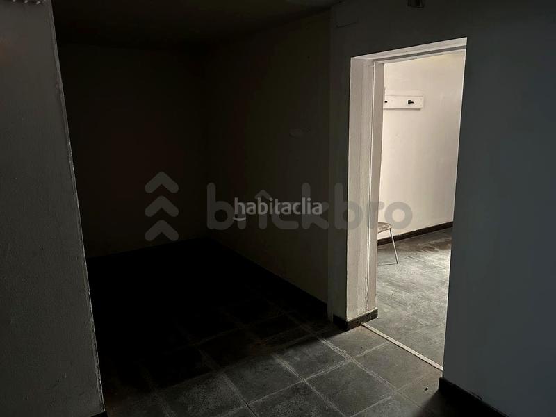 Foto 2460aa3c-6f7a-4ed6-b4a4-1b8ff4b6e0fe. Local commercial dans Sant Antoni Barcelona