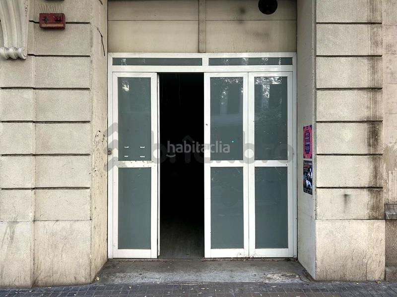 Foto a3f9d57c-e56a-45b7-8d90-414e99b567b6. Local commercial dans Sant Antoni Barcelona
