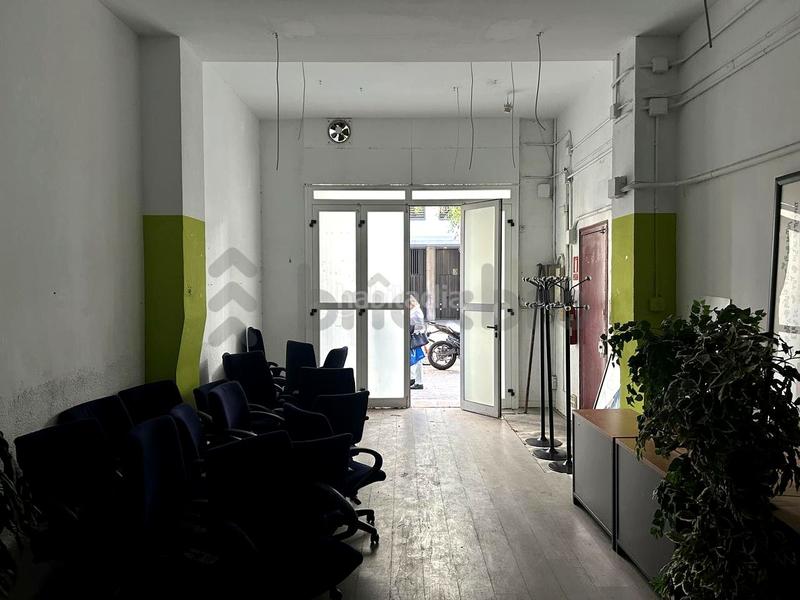 Foto ad412556-2456-4b75-b6ee-185e1a45b37a. Local commercial dans Sant Antoni Barcelona