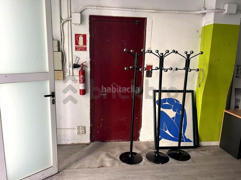 Foto afbe938f-47de-4942-bffe-ff532d2a10ba. Local commercial dans Sant Antoni Barcelona