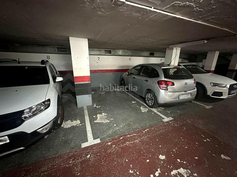 Foto 5c0e37c6-e56d-4f80-aecd-aaf11df2c6a9. Aparcament cotxe a Putget - Farró Barcelona