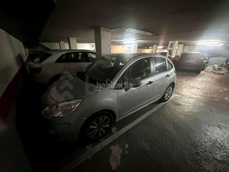 Foto 5da640bf-d8ba-45e2-9ab0-74b8c2a879c7. Aparcament cotxe a Putget - Farró Barcelona