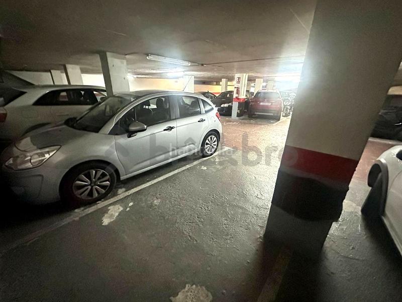 Foto 35ee8827-3432-4fe8-96c9-9e4606542acf. Autoparkplatz in Putget - Farró Barcelona