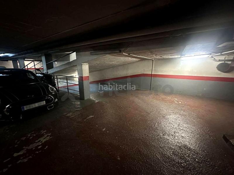 Foto 45ba2d5f-4866-4ffc-93e5-37d9e4c6a4e7. Autoparkplatz in Putget - Farró Barcelona