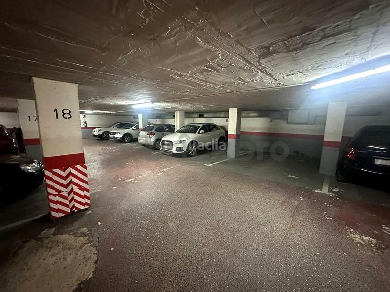 Foto 8da3abed-445d-4dc4-a197-c29422882cab. Autoparkplatz in Putget - Farró Barcelona