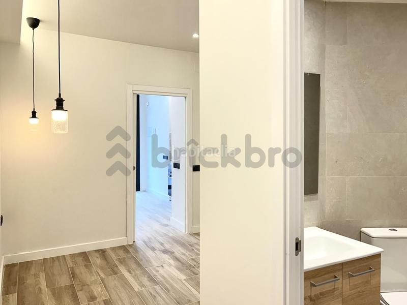 Foto d7651798-e2ae-4f44-8975-aa57583d8644. Local comercial local en carrer de pàdua en Putget - Farró Barcelona