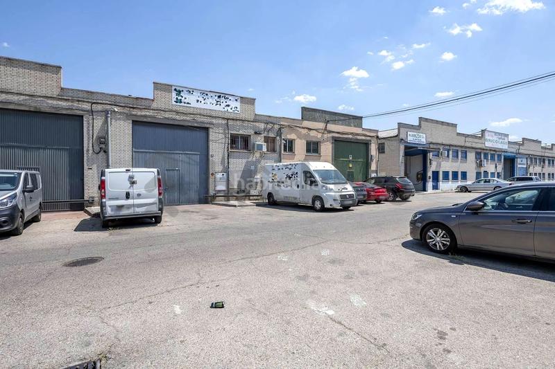 Foto 15a5626b-72c0-4792-bc00-1053376b438d. Industrial building in Humanes de Madrid