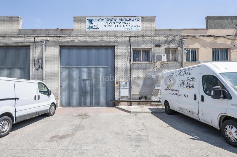 Foto b5c31537-0317-49a6-ae54-9dc27363db23. Industrial building in Humanes de Madrid