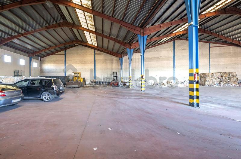 Foto 1b492b9b-71ed-4295-8048-0096ea0fd342. Location bâtiment à usage industriel dans Leganés norte Leganés