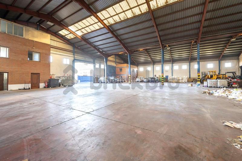 Foto 628eb4d6-c729-4533-8b72-42b8ec00804d. Location bâtiment à usage industriel dans Leganés norte Leganés