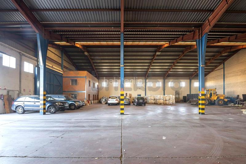 Foto f9240478-0a4b-4e1a-82c3-f16c6477c042. Location bâtiment à usage industriel dans Leganés norte Leganés