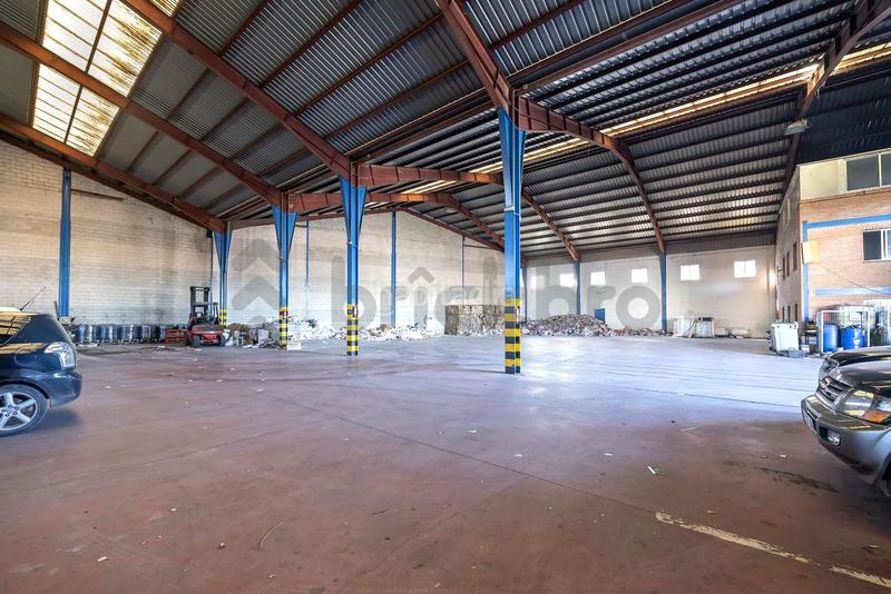 Foto 64716800-3b71-40b4-8c14-2d83714f10a9. Miete fabrikhalle in Leganés norte Leganés