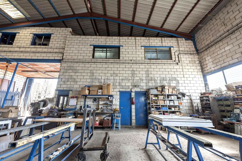 Foto bc124686-249b-4cc3-88ce-b05a390a8f92. Fabrikhalle in Valdecarros Madrid
