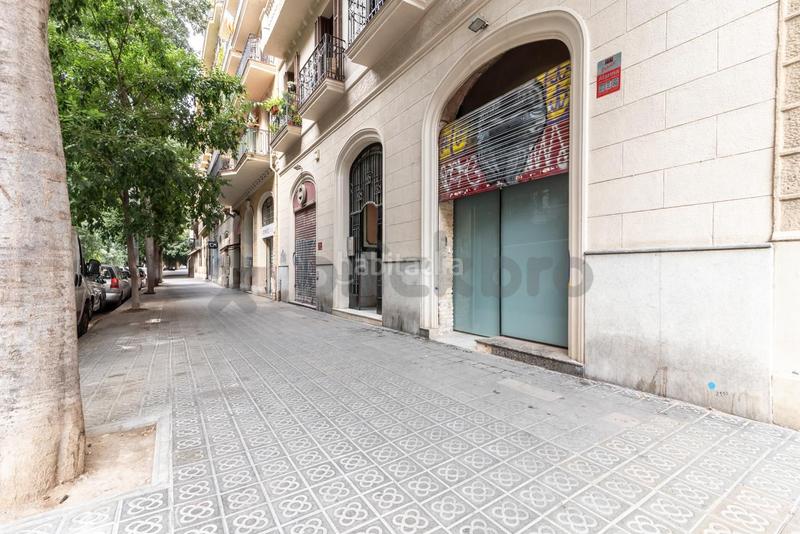 Foto 121845fd-3c05-4223-b955-a70c8c558cd3. Local comercial local en rentabilidad c. de provença en Barcelona