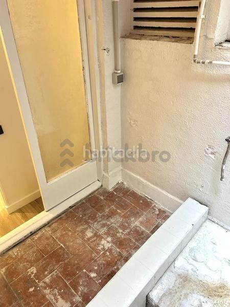 Foto e3f378c1-d0b2-4098-bbe7-8638b0b2b8ee. Estudio  en carrer de pàdua en Putget - Farró Barcelona
