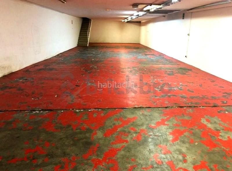 Foto fb007646-a246-4e39-8ae7-f0b73eeabae0. Alquiler local comercial local en carrer de les camèlies en Barcelona
