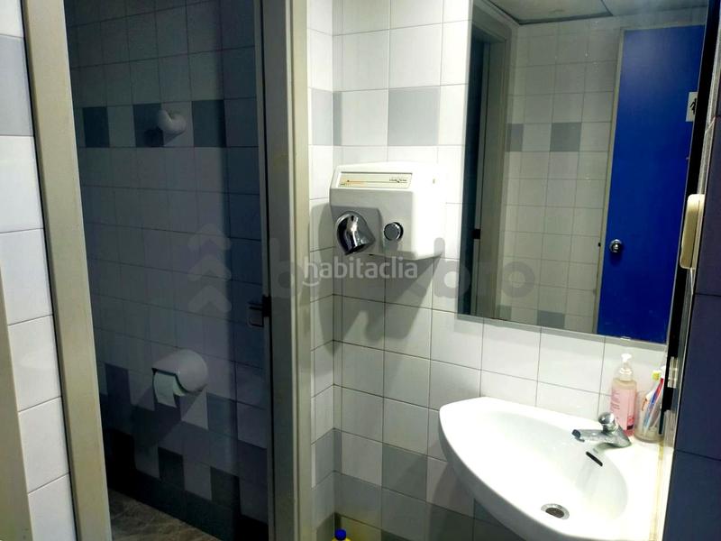 Foto 3f248b6b-3534-40ea-ba98-5f0ed4cbce97. Local commercial dans La Verneda - La Pau Barcelona