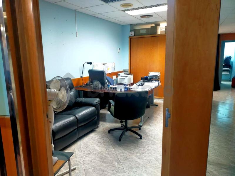 Foto d131027c-fdd6-4f88-8b36-bb71eb25df83. Local commercial dans La Verneda - La Pau Barcelona