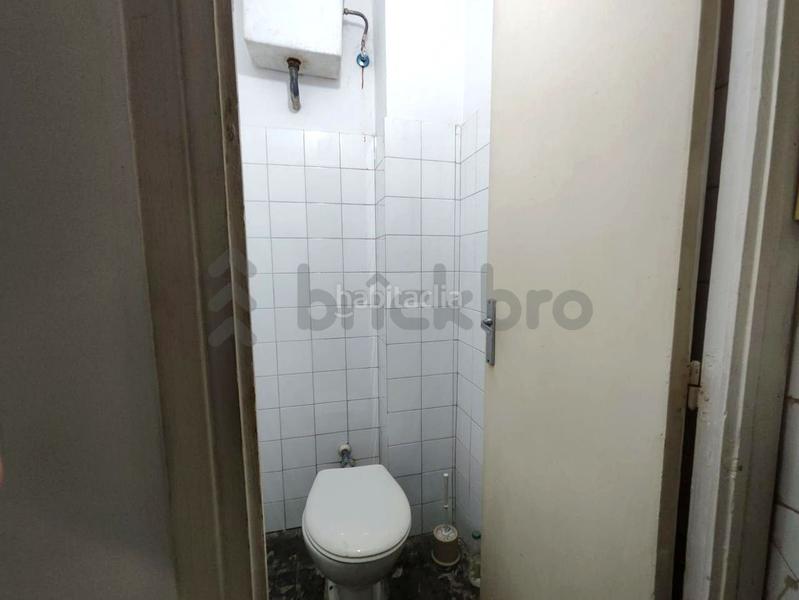 Foto 423fa910-6606-4a14-9e21-57b25a6e4680. Local comercial a Barri de les Corts Barcelona