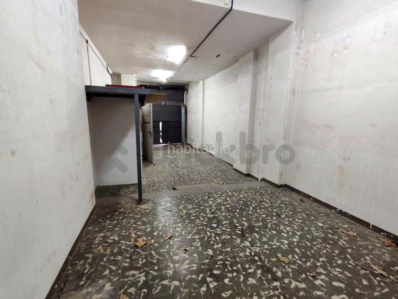 Foto 45f88b9d-3f75-4782-84f9-2555cb4c90a4. Local comercial a Barri de les Corts Barcelona