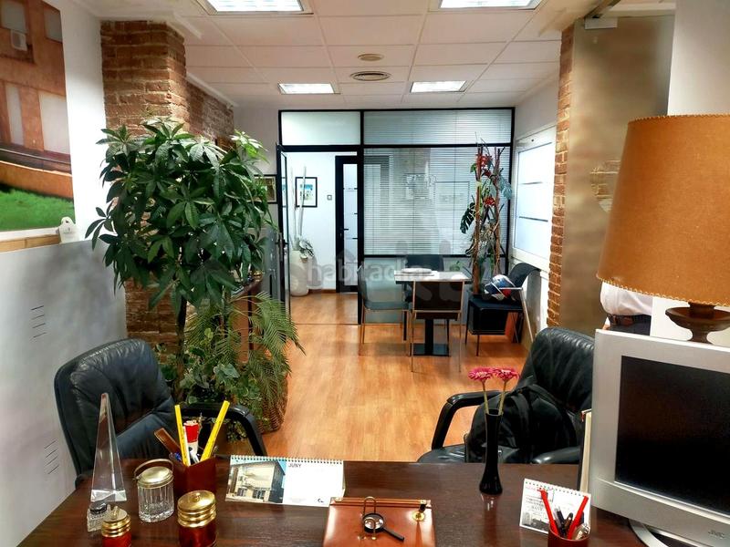 Foto 39da13f2-442f-480f-b0e9-0f4c281e323e. Business premise in Sants-Badal Barcelona