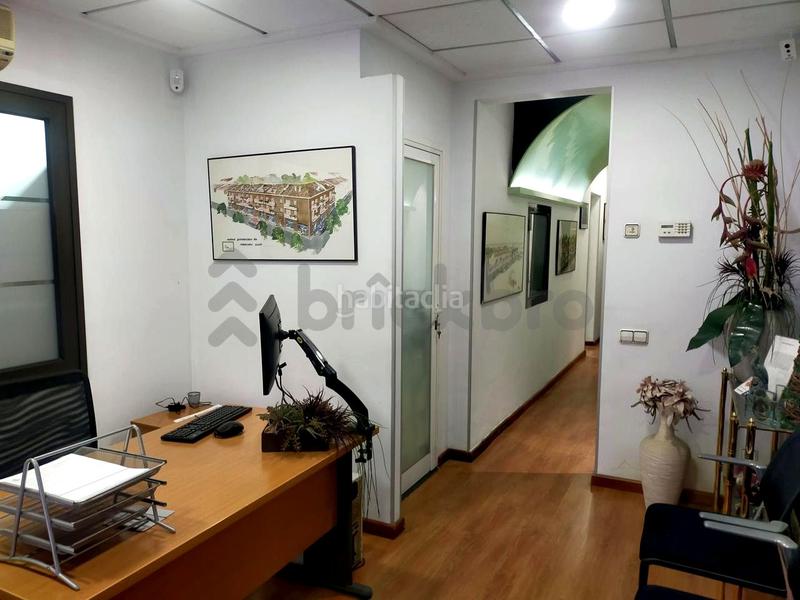 Foto 3fc383c1-47bb-40a7-9806-fc0f56bfb635. Business premise in Sants-Badal Barcelona