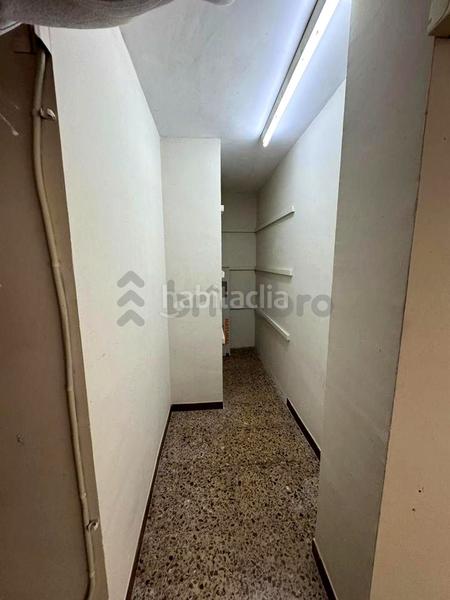 Foto 248c4187-a848-4a9d-8333-b6f534e2b53d. Location local commercial dans Centre Cornellà de Llobregat