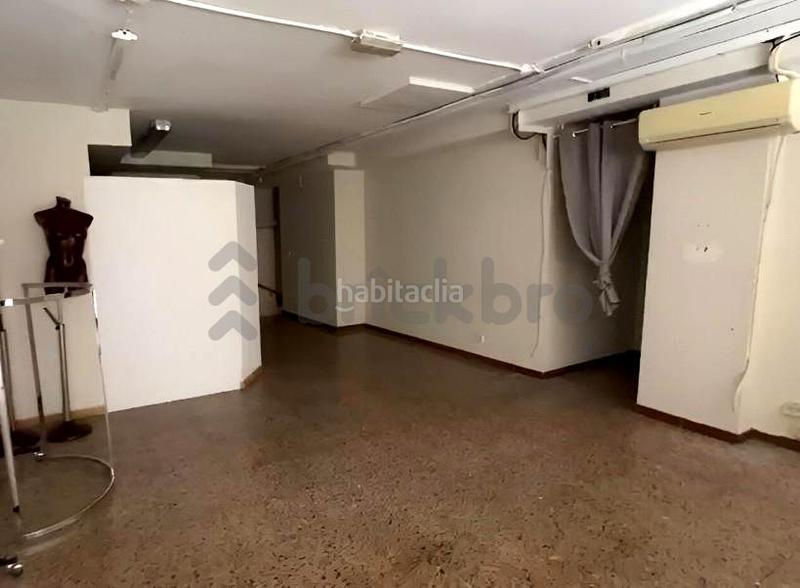 Foto 43b09f70-4019-400b-8944-28c226028501. Location local commercial dans Centre Cornellà de Llobregat