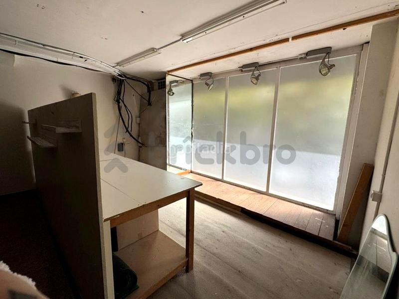 Foto 6dd8da5c-1da8-4f54-ac55-2afb114dfae6. Location local commercial dans Centre Cornellà de Llobregat