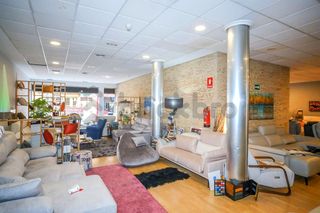 Local Comercial  Del doctor peset aleixandre. Local en av del doctor peset aleixandre  valència