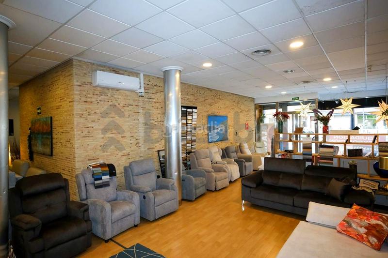 Foto cd613456-929d-48bc-b7f5-45056179d200. Geschäftsraum in Torrefiel Valencia