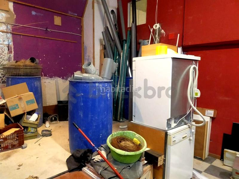 Foto e5282123-fc0a-4f1f-8045-5b10529b80c7. Affitto locale commerciale in Can Baró Barcelona