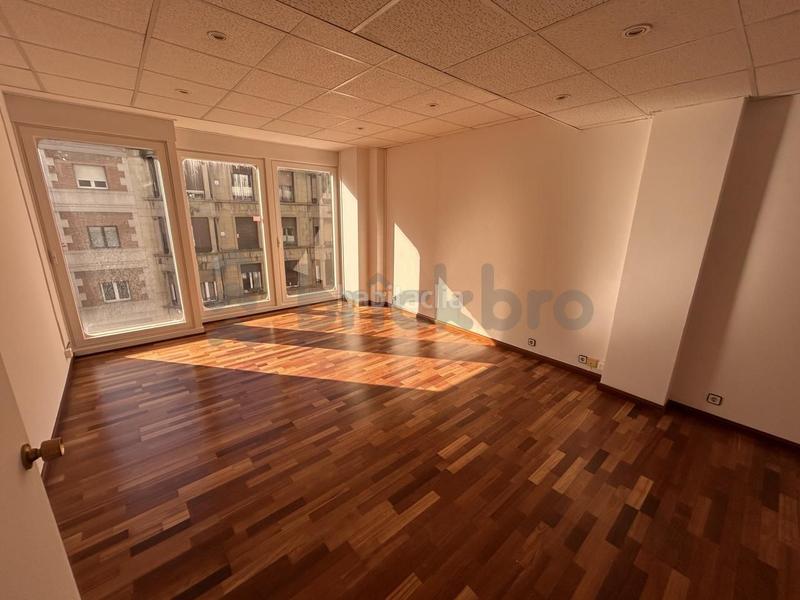 Foto 10878fca-ed60-43d6-9591-ce8c2ff4b327. Location bureau dans Sant Gervasi - Galvany Barcelona