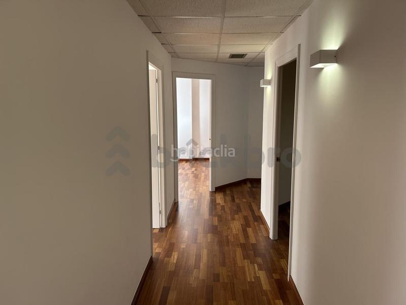 Foto f2007f87-a2d6-404e-86e8-ac0790cd50e8. Location bureau dans Sant Gervasi - Galvany Barcelona