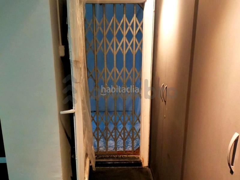 Foto cfe7f3c4-ec85-4ef7-a496-83e585c553b2. Local comercial local carrer de bertran en Putget - Farró Barcelona