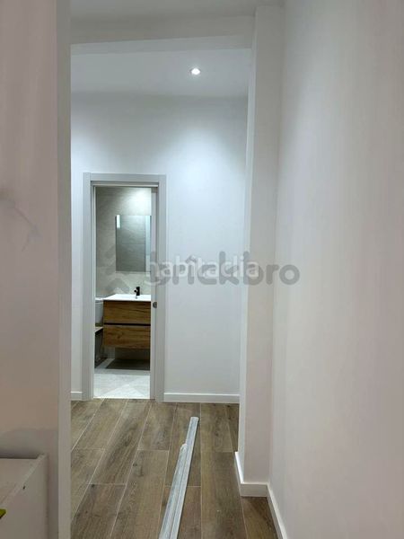 Foto 3c9f1158-bcd7-4417-aebb-868da7398d22. Local comercial a Vila de Gràcia Barcelona