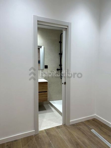 Foto 602e9283-649c-4e5d-883d-6e29af140213. Local comercial a Vila de Gràcia Barcelona